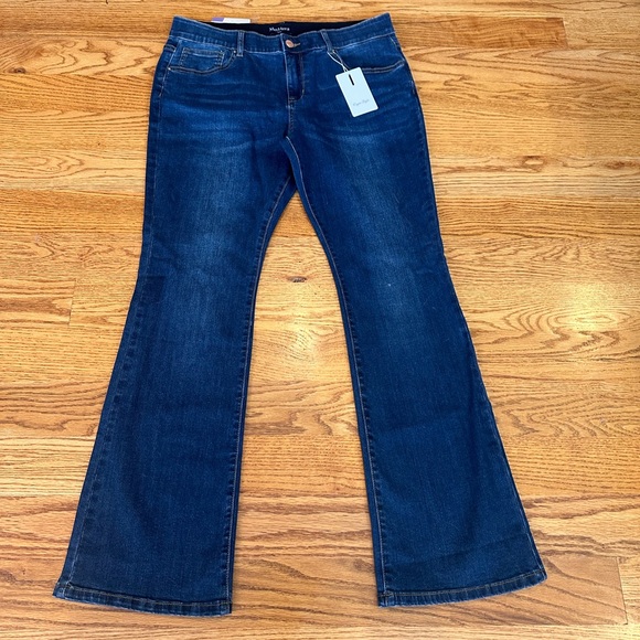 NWT Methera Bootcut Jeans - Picture 2 of 9